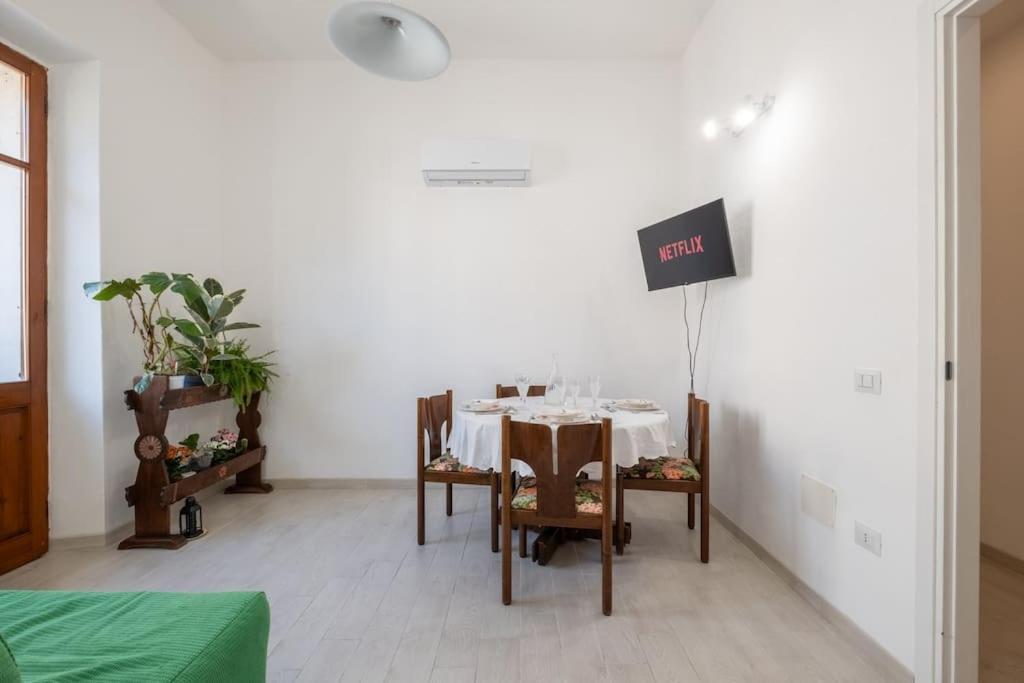 Casa Ofride -Centro-Poetto 10 Min-Wi-Fi-Netflix Leilighet Cagliari Eksteriør bilde